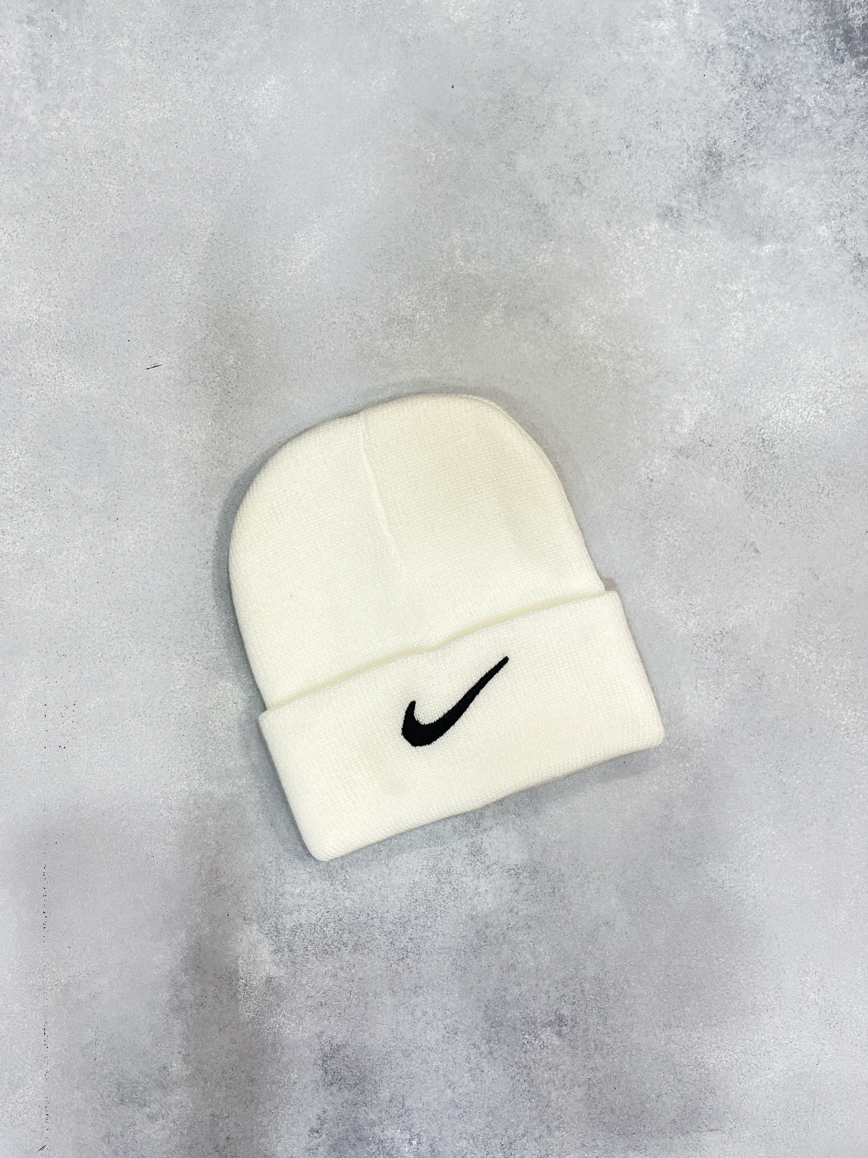 تصویر کلاه نایکی 